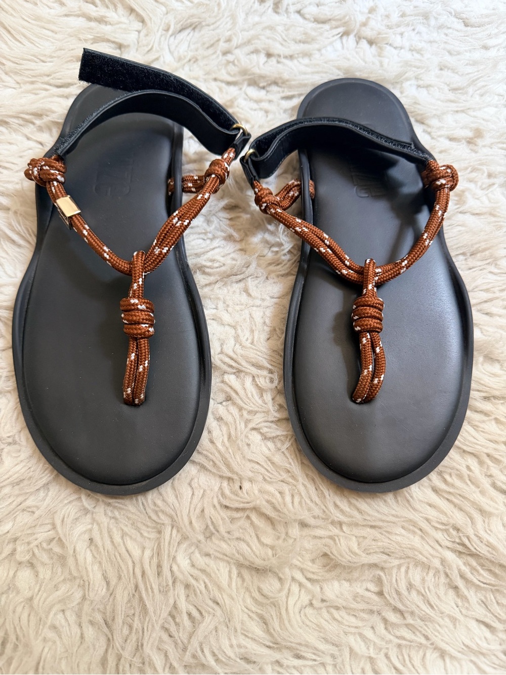 Flowze Flo Rope Sandals - Picture 2 of 9